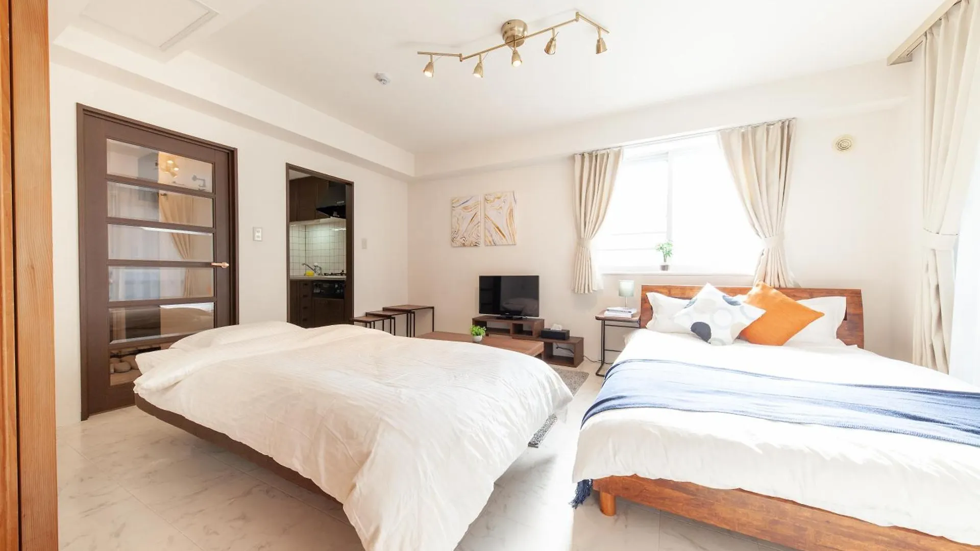 סאפורו Park Residence Maruyama 0*,